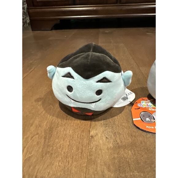 Lot of 4 5” in Halloween FlipAMallows - Picture 4 of 6